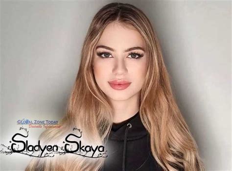 Ria Sunn – All about her Bio, Age, Height, Figure, and Net Worth.